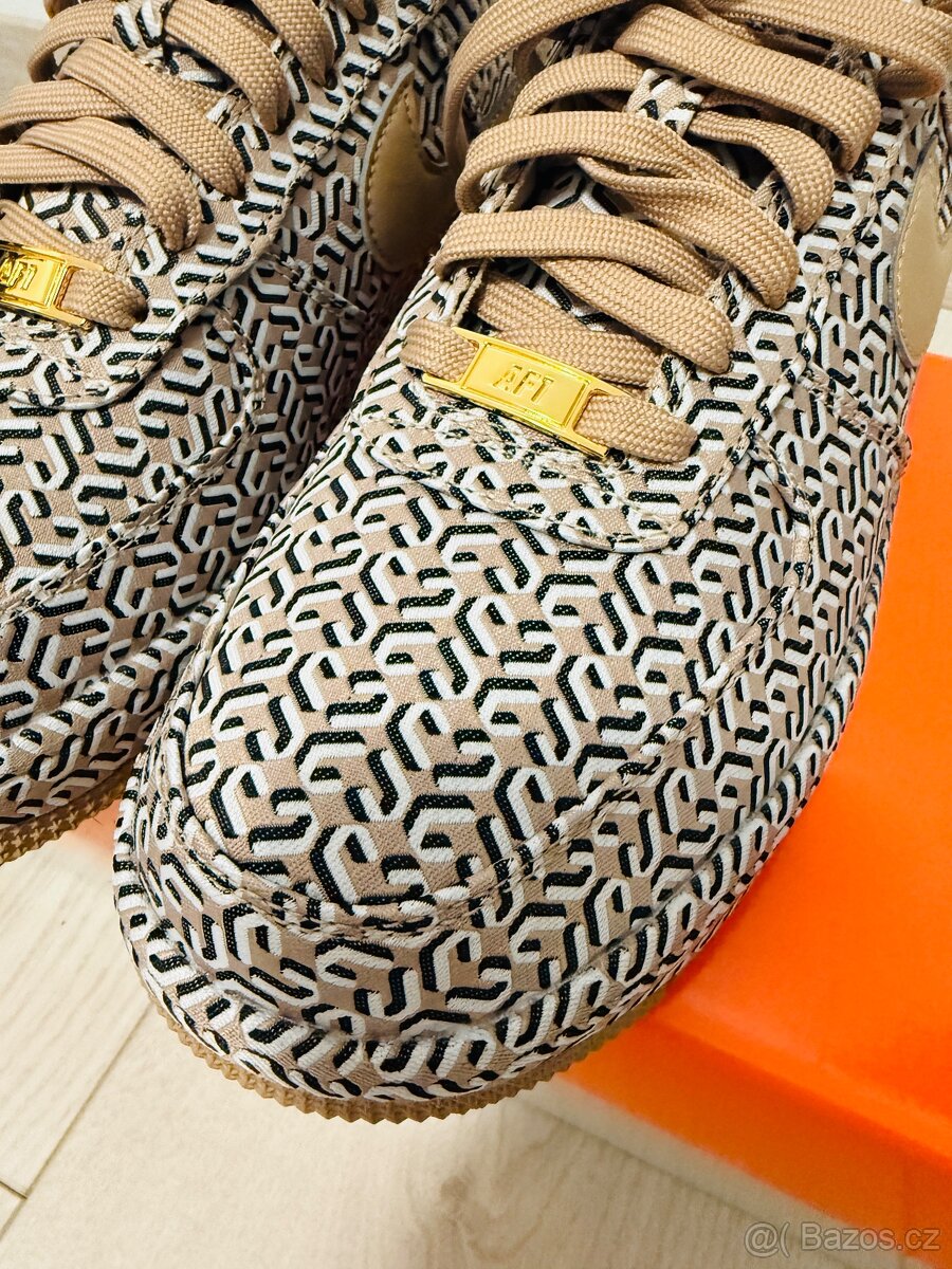 Nike Air Force 1 LX - 5