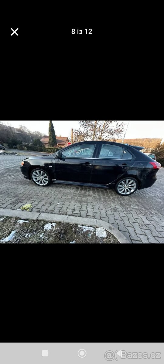 Mitsubishi Lancer X - 5