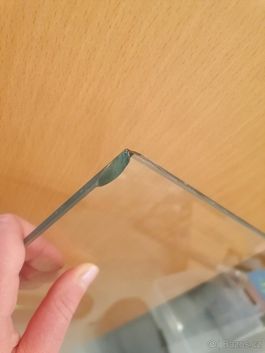 Sklenena deska na psací stul - 5