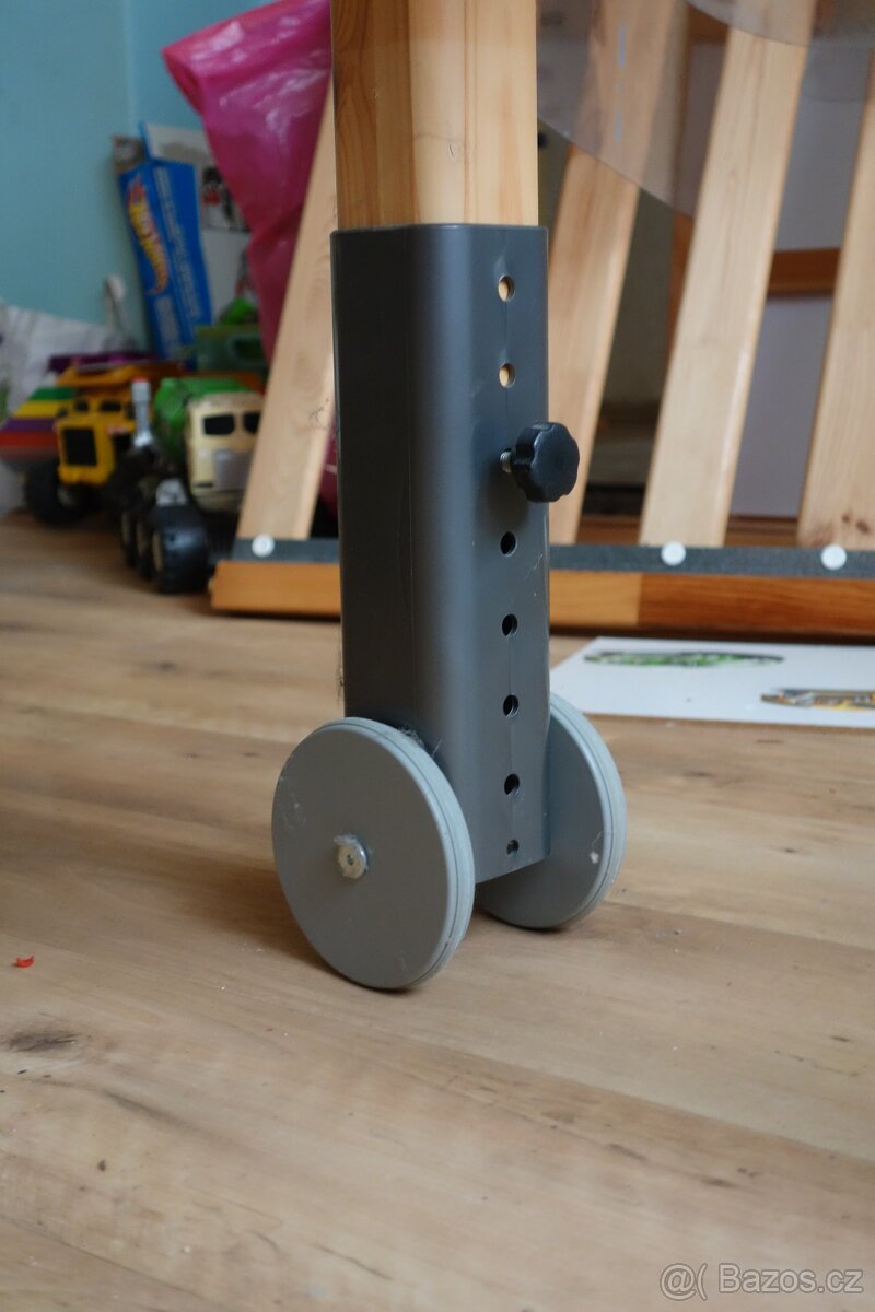Dětský psací stůl - 5