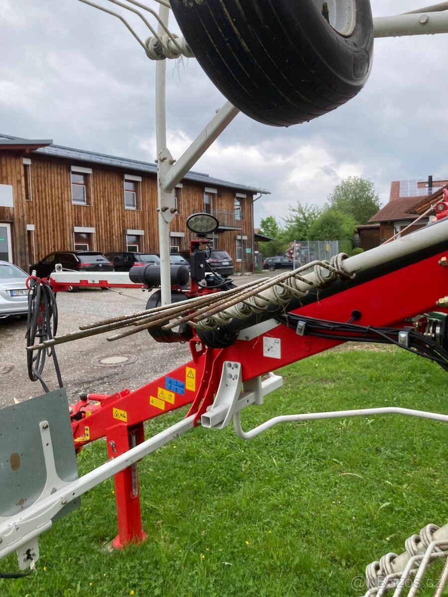 Nahrabovač Pöttinger TOP 722 - 5