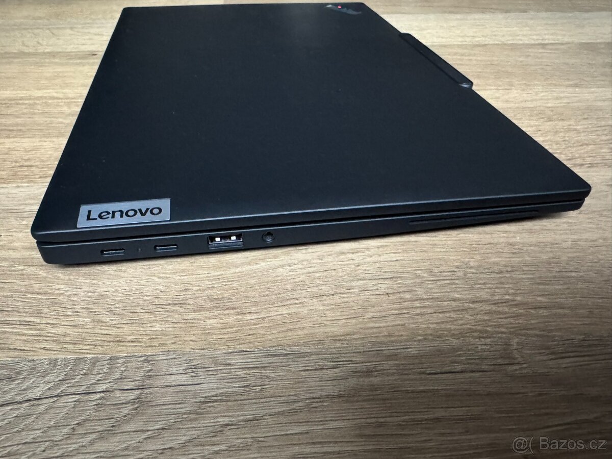 Lenovo Thinkpad X13 Gen 4 AMD - 5