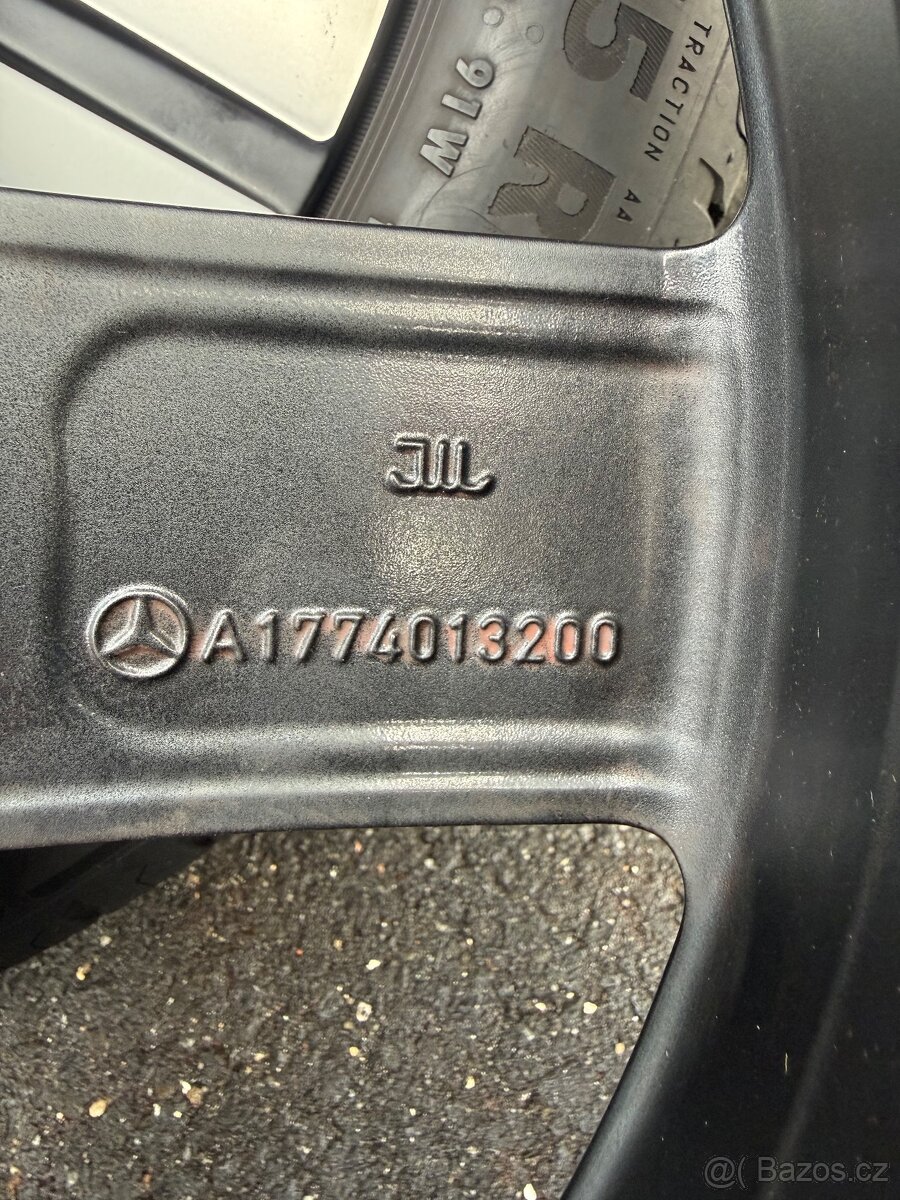 Originál Mercedes CLA R18 225/45/18 - 5