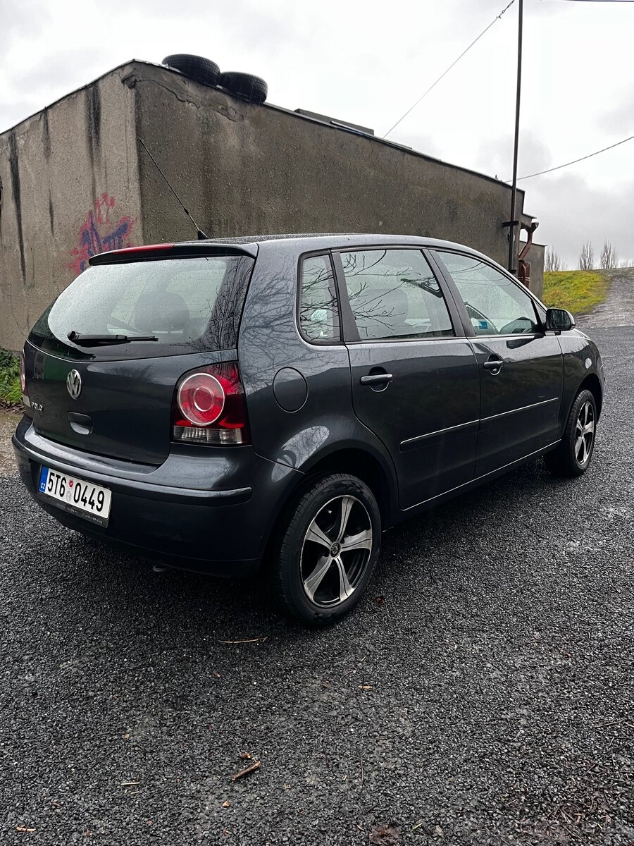 Volkswagen Polo - 5