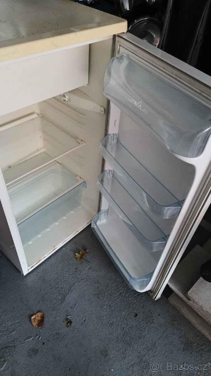 Lednice Electrolux s malým mrazákem - 5