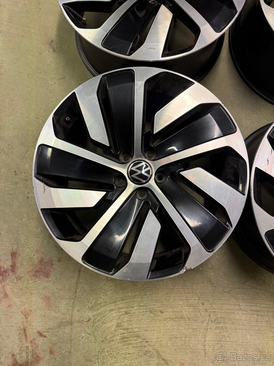 Originální alu kola Montevideo R19 - 5