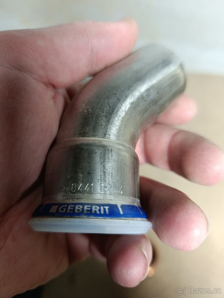 Kolena a T kus press Geberit průměr 35 - 5