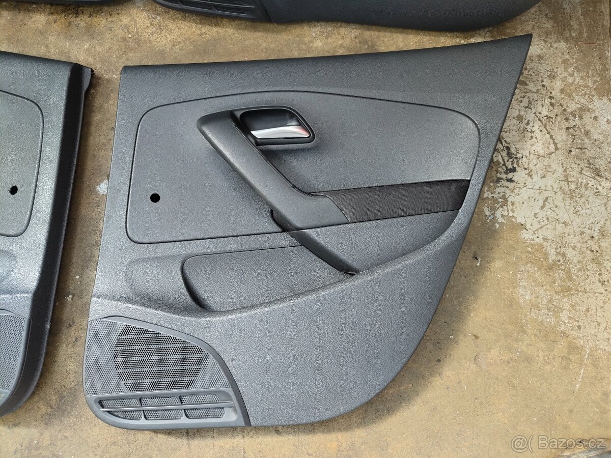 Tapeci Polo V 6R (09-14) - 5