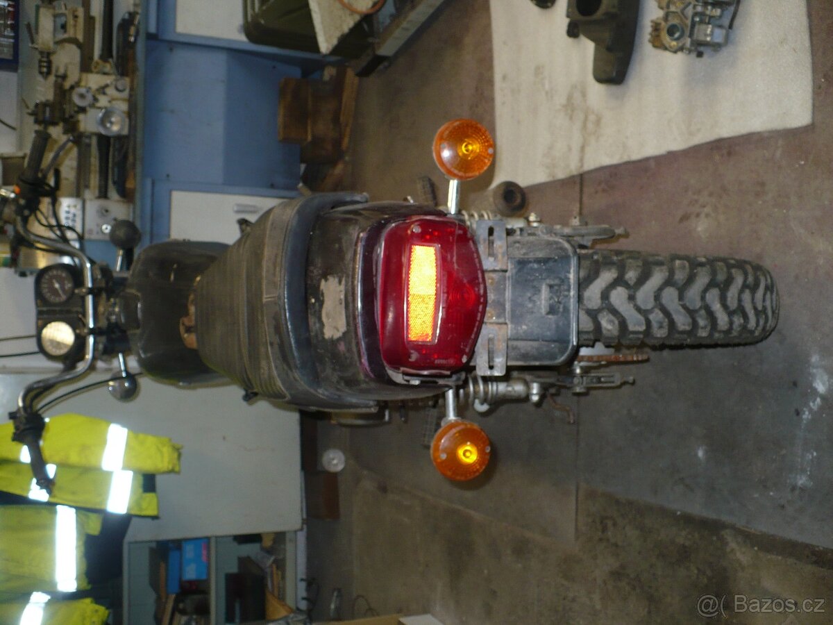 suzuki 550 GS - 5