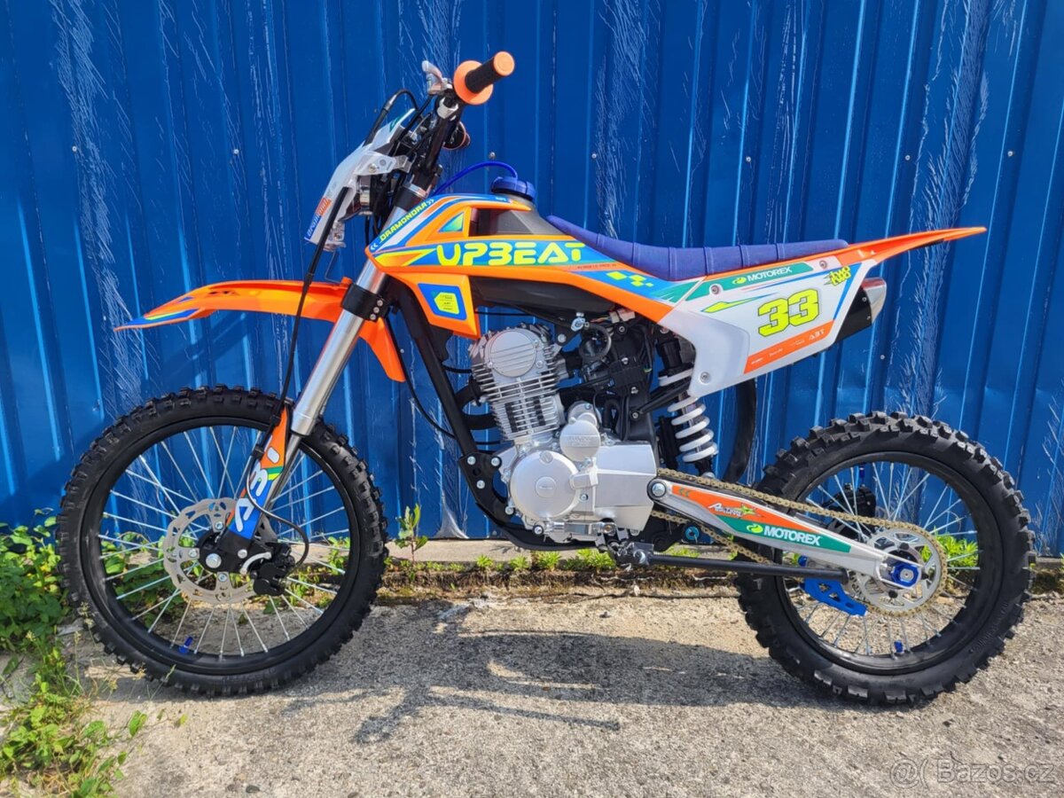 Pitbike UPBEAT 250cc 19/16“ E-START
