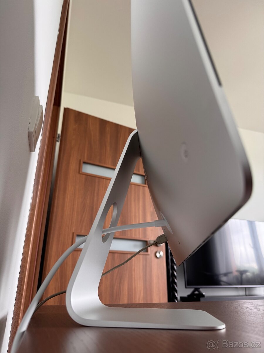 Prodám Apple iMac 21,5" Retina 4K - 5
