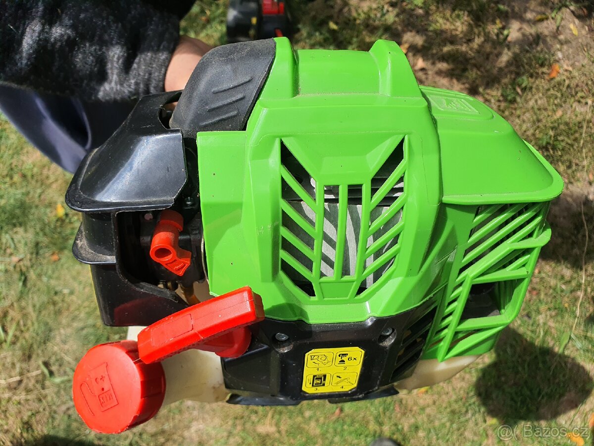 Motorova strunova sekacka - 5