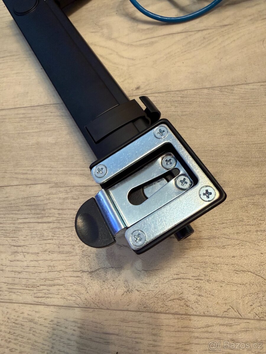 AlzaErgo Arm S70B Essential USB - 5