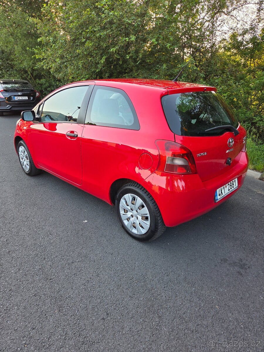 Toyota Yaris 1.0VVTI - 5