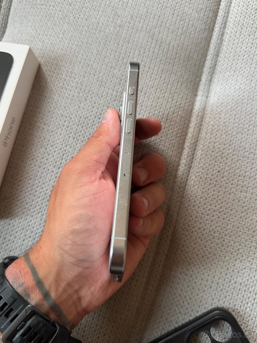 IPhone 16 pro 128gb - 5