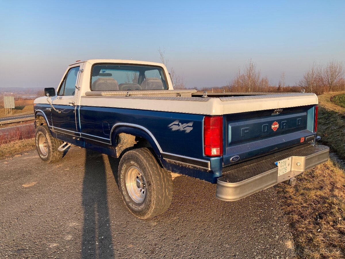 Ford F-150 4x4 5.0l 1986