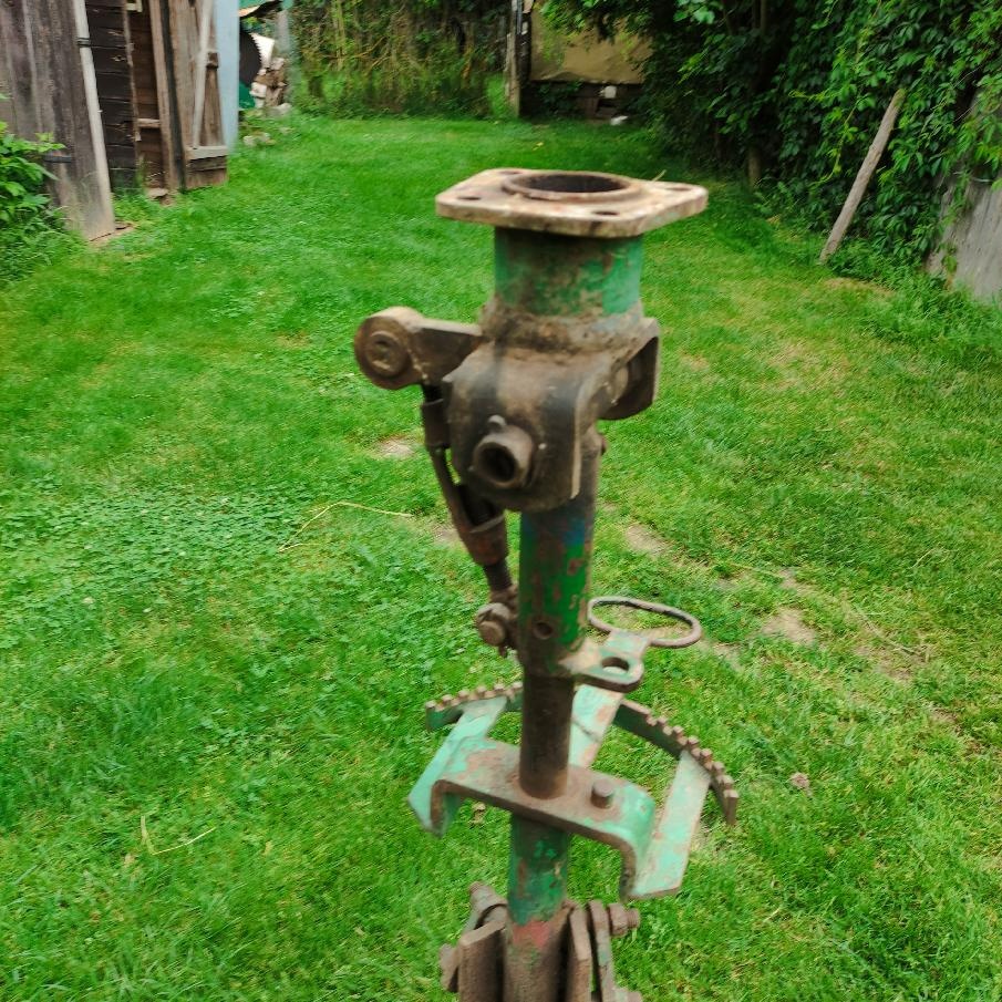 Pluh obracák + nastavovací těleso k PF-62 nebo Holder - 5