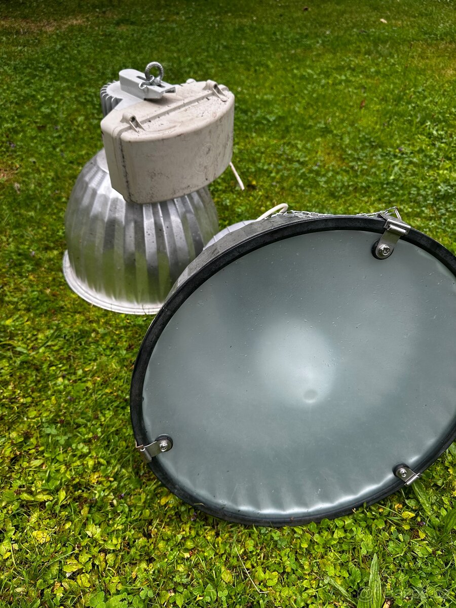 Lampa průmyslová závěsná - 5