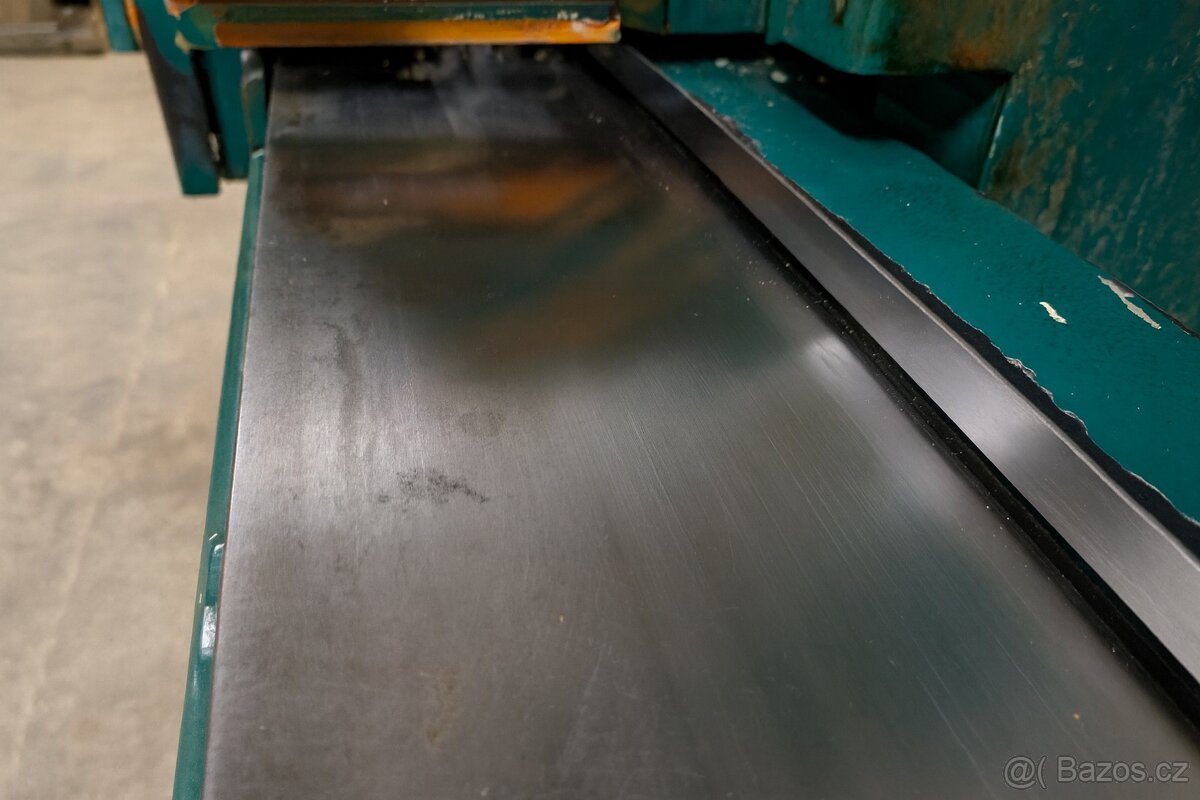 Čtyřstranná frézka Rojek CHF 180/4 - 5