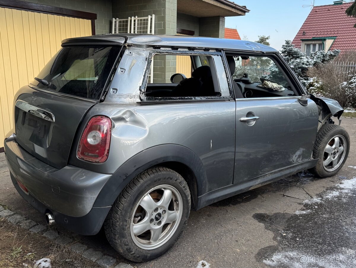 Mini Cooper R56 (2010) 1.4 70Kw – rozprodám na ND - 5