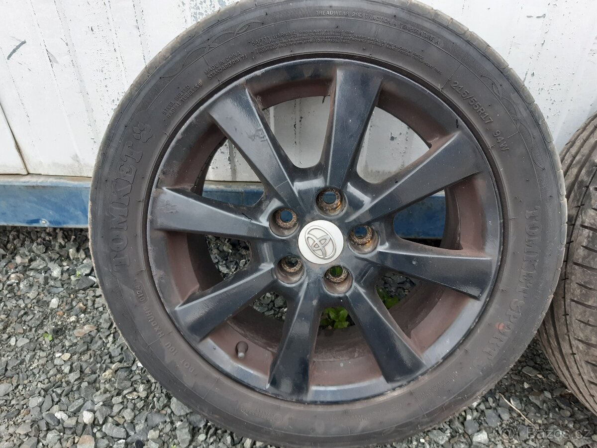 Kola Toyota R17 - 5