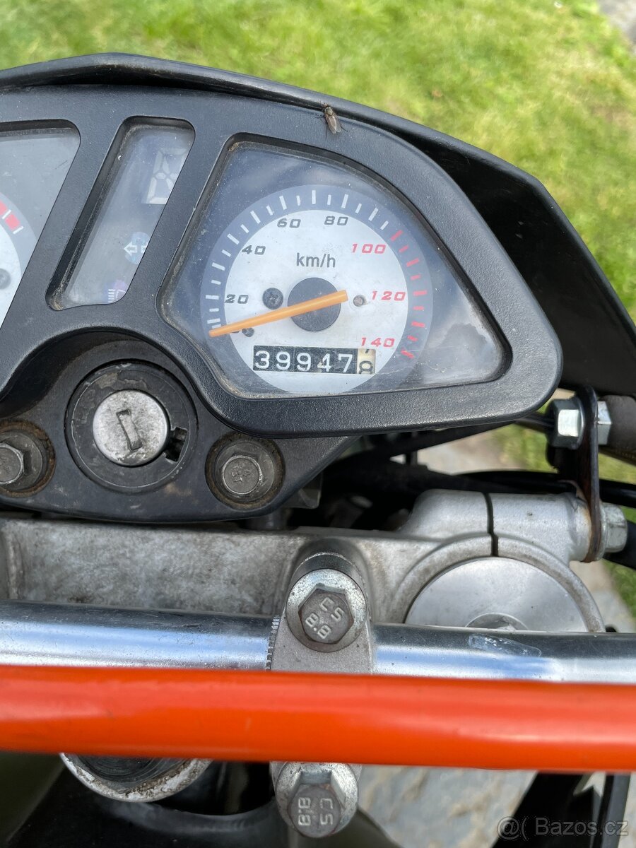 Yuki SM 125