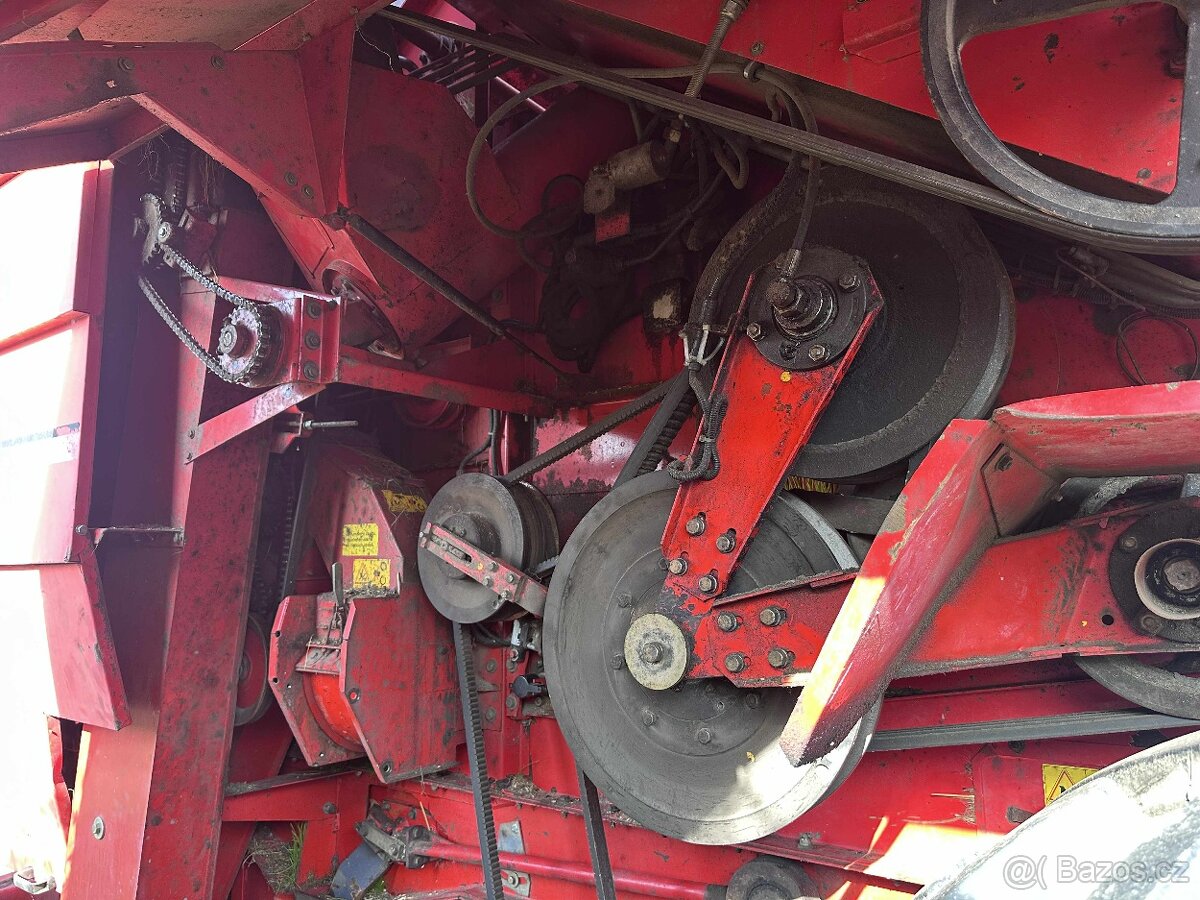 Kombajn Massey Ferguson MF38 - 5