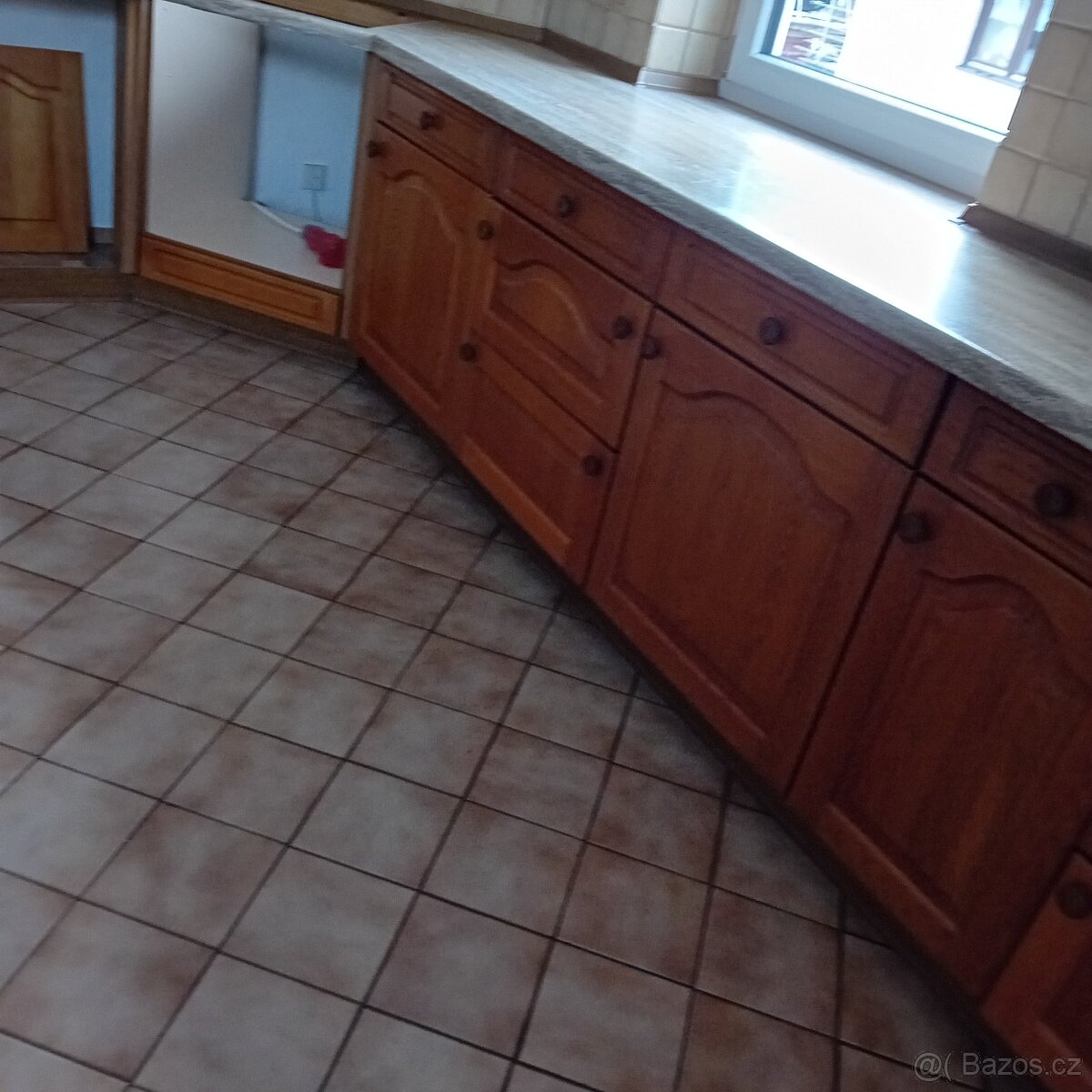 Kuchyňská linka se spotřebiči - 5