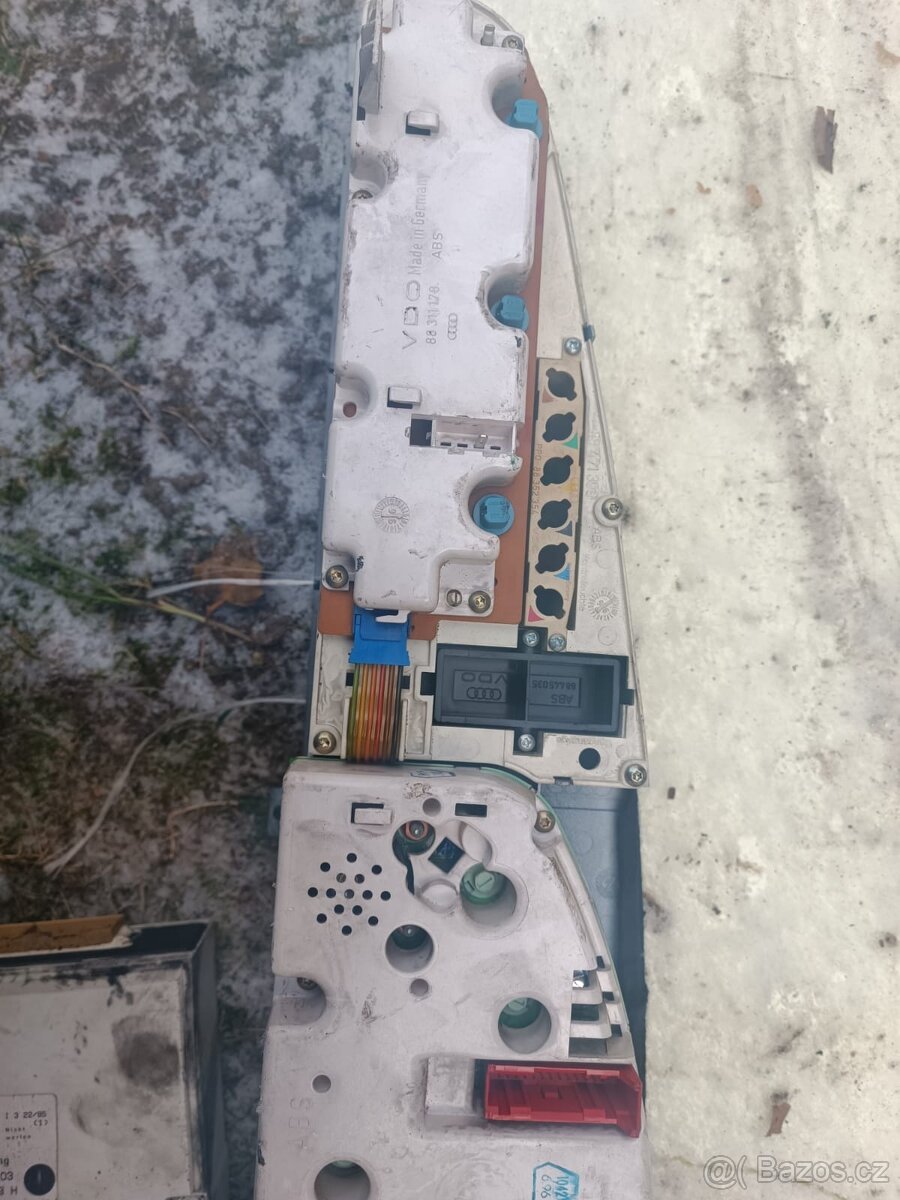 audi A6C4 budíky 2.5 tdi 103Kw - 5