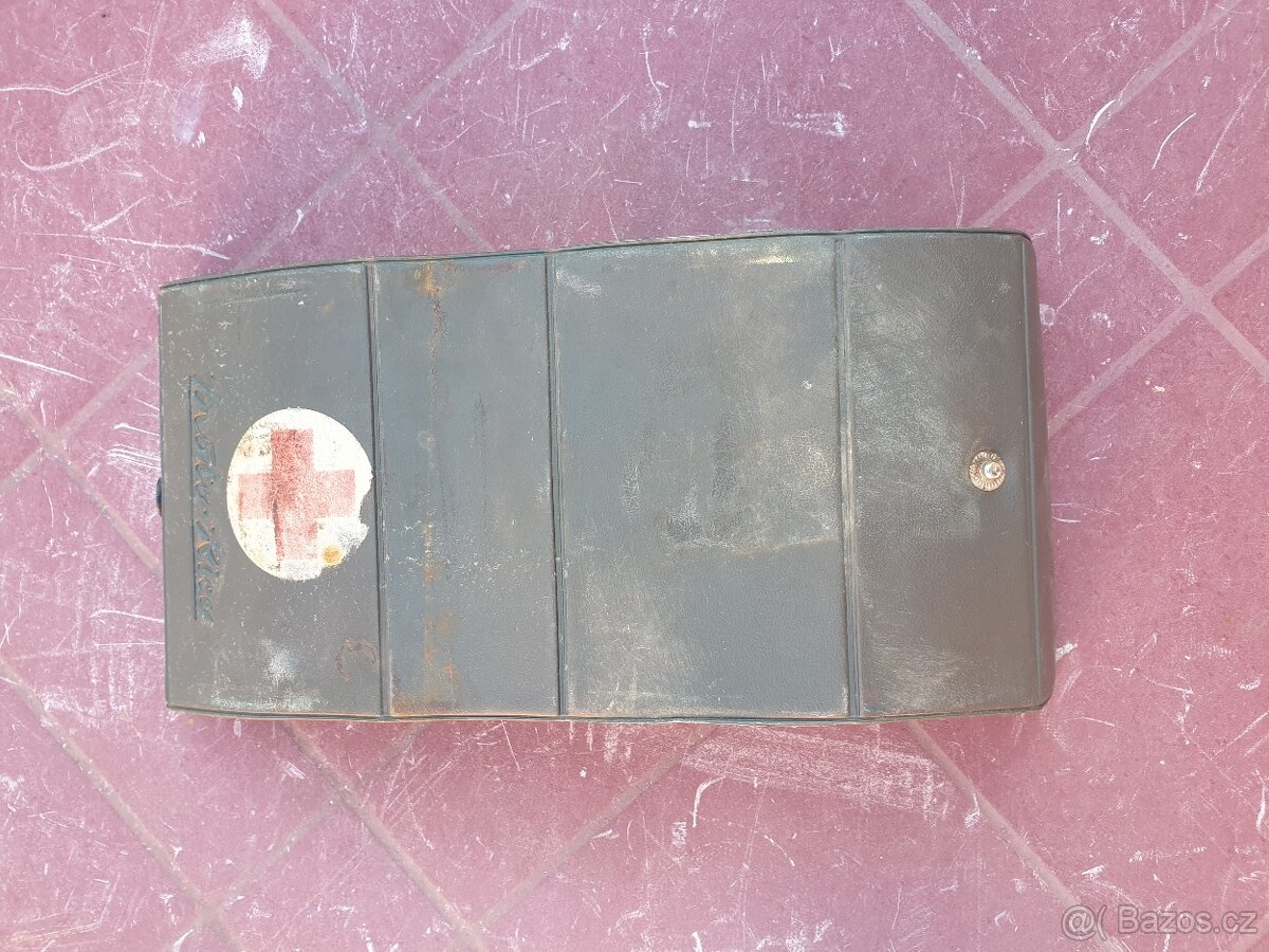 Prodám použitou moto retro lékárničku - 5