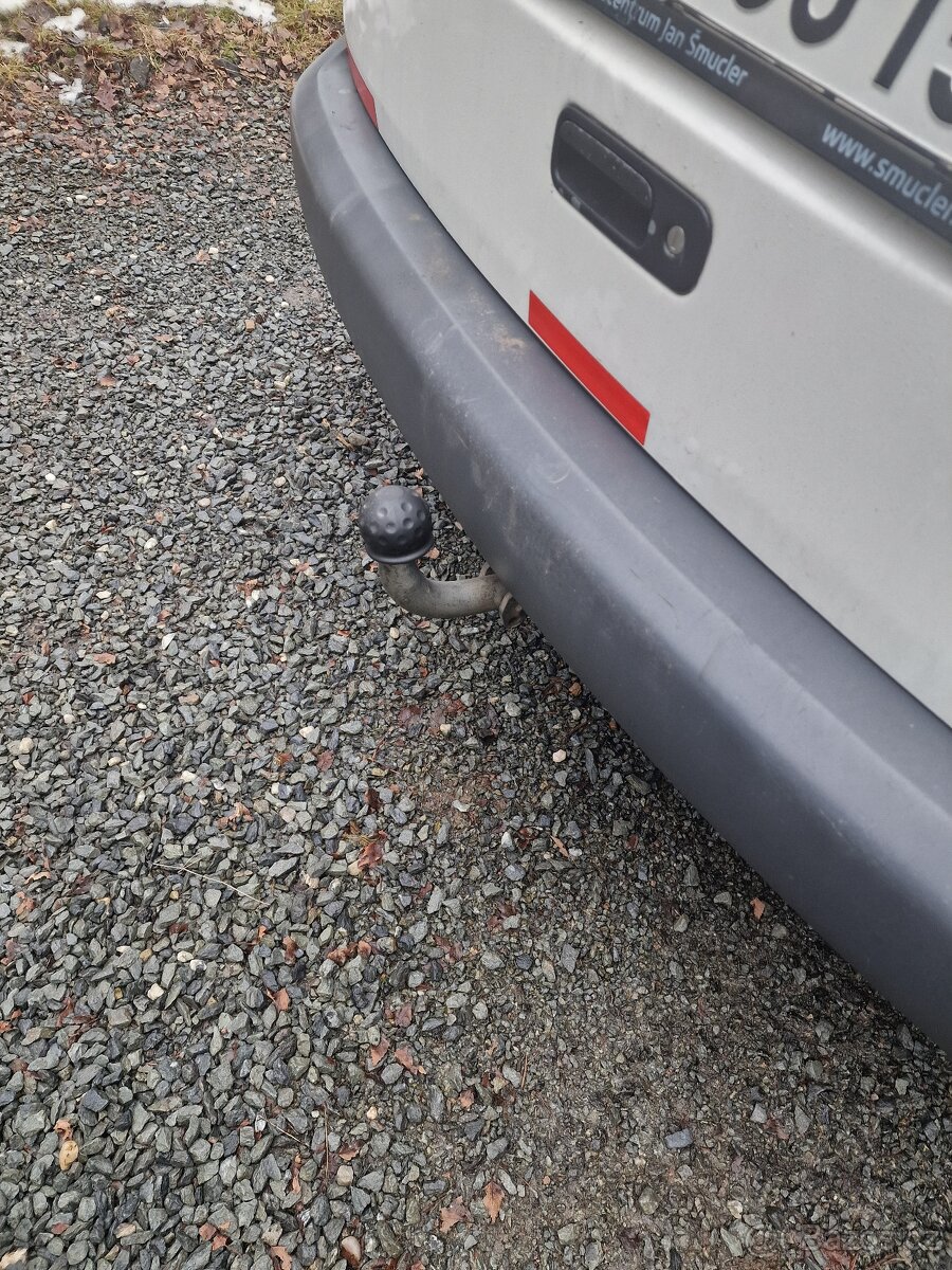 VW Caddy 2.0 SDi 2 dvoumistná - 5