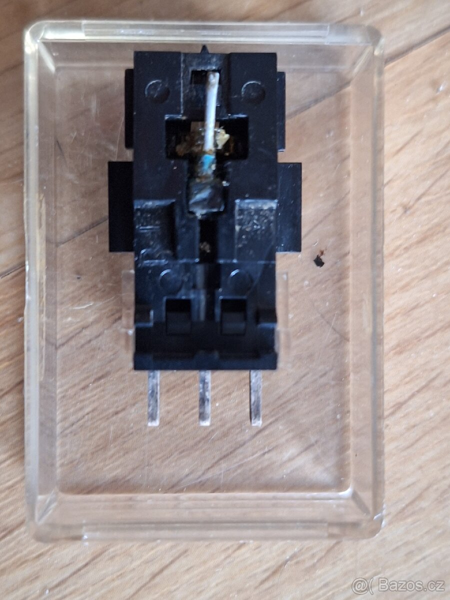 Gramofon NZC 121 - 5