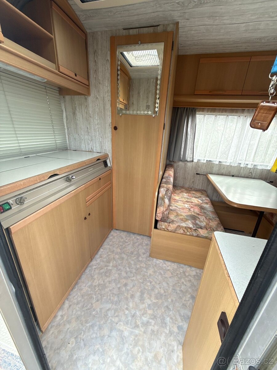 Prodám karavan Adria 430 - 5