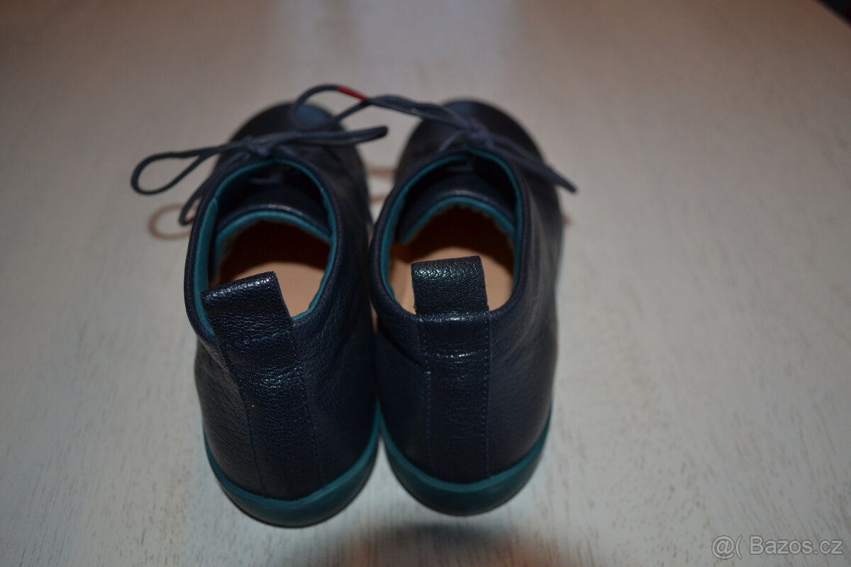 Nové celokožené boty zn. Think - 5