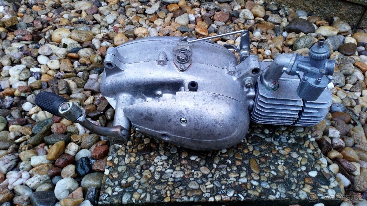 Motor Pionýr 50/05 - 5