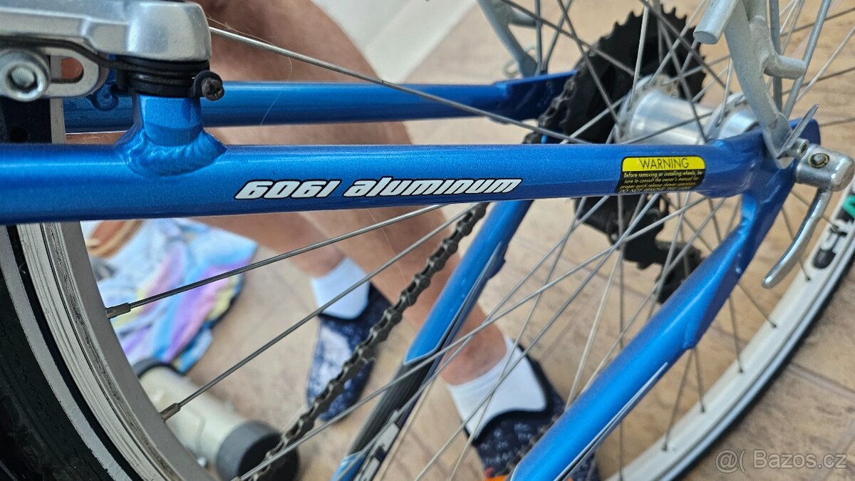 Trekové kolo GT 6061 v dobrém stavu - 5