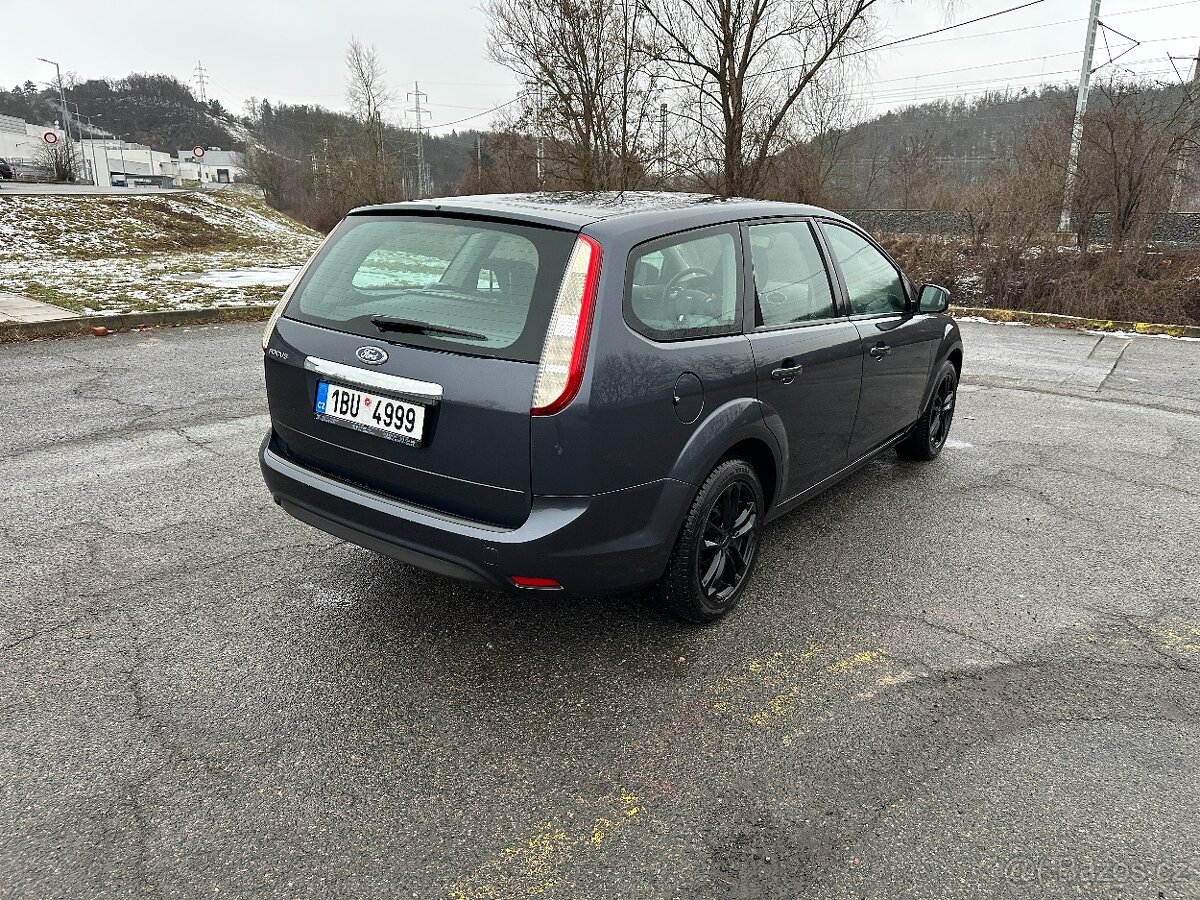 Ford Focus 1.6 kombi - 5