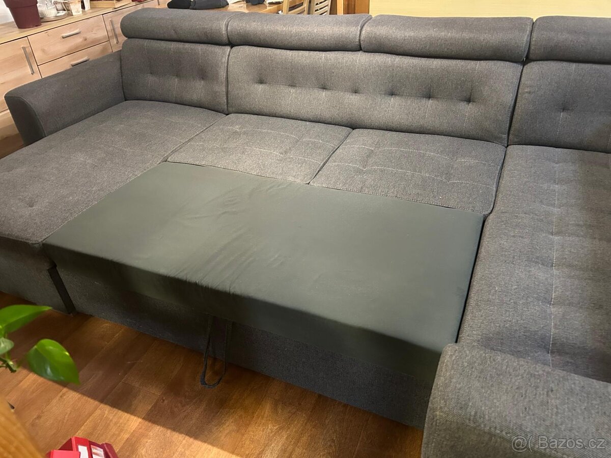 Velká sedací souprava ve tvaru U - 5