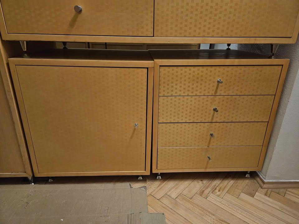 Kvalitní sestava skříní od truhláře - 5