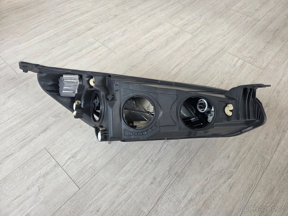 Přední levé světlo Ford Focus Mk.4 - 5