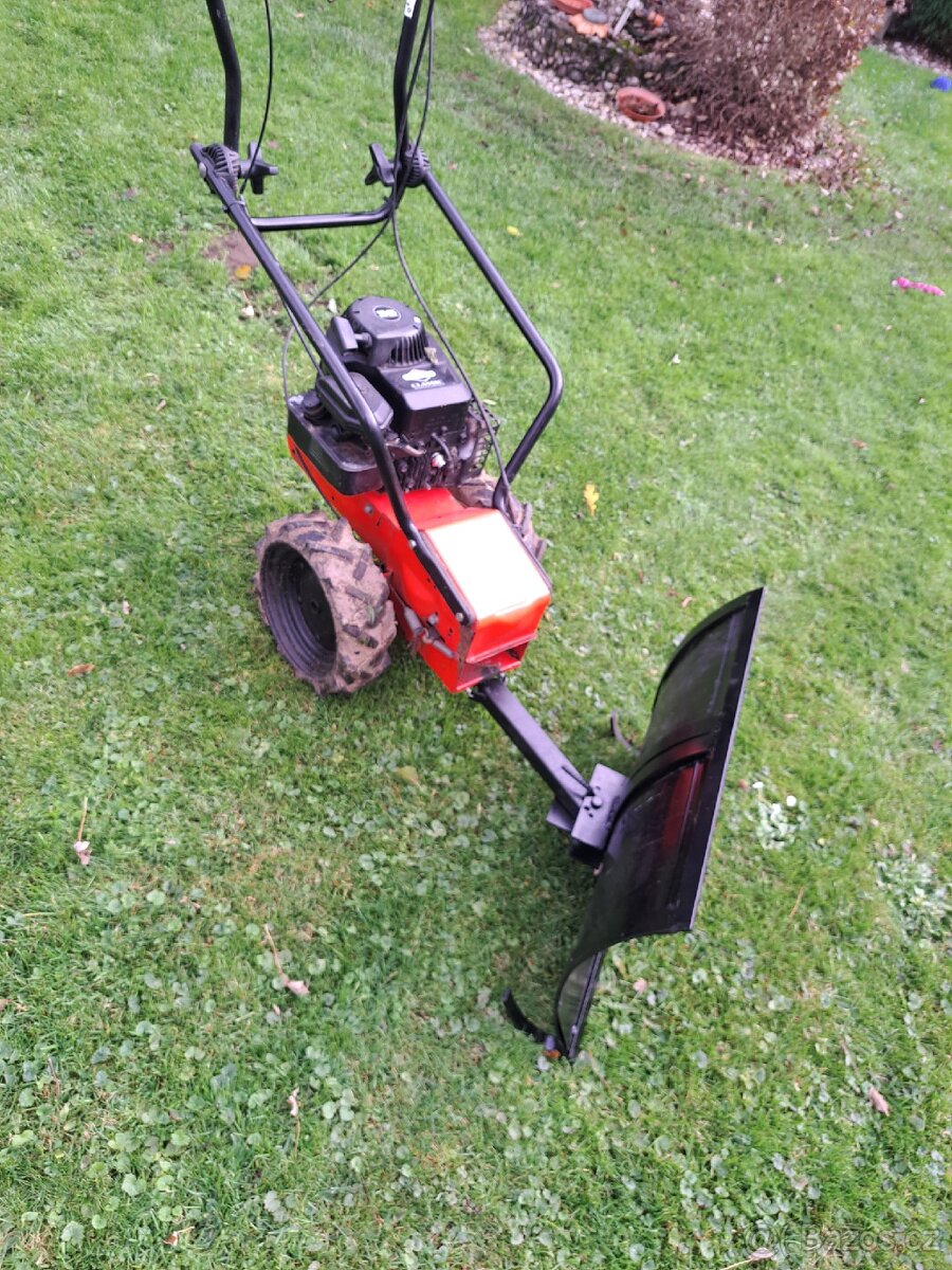 Listova sekacka +Sněhová Radlice - 5