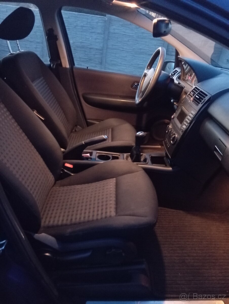 Mercedes Benz A 1,5 benzín , vyhřívaná sedadla - 5