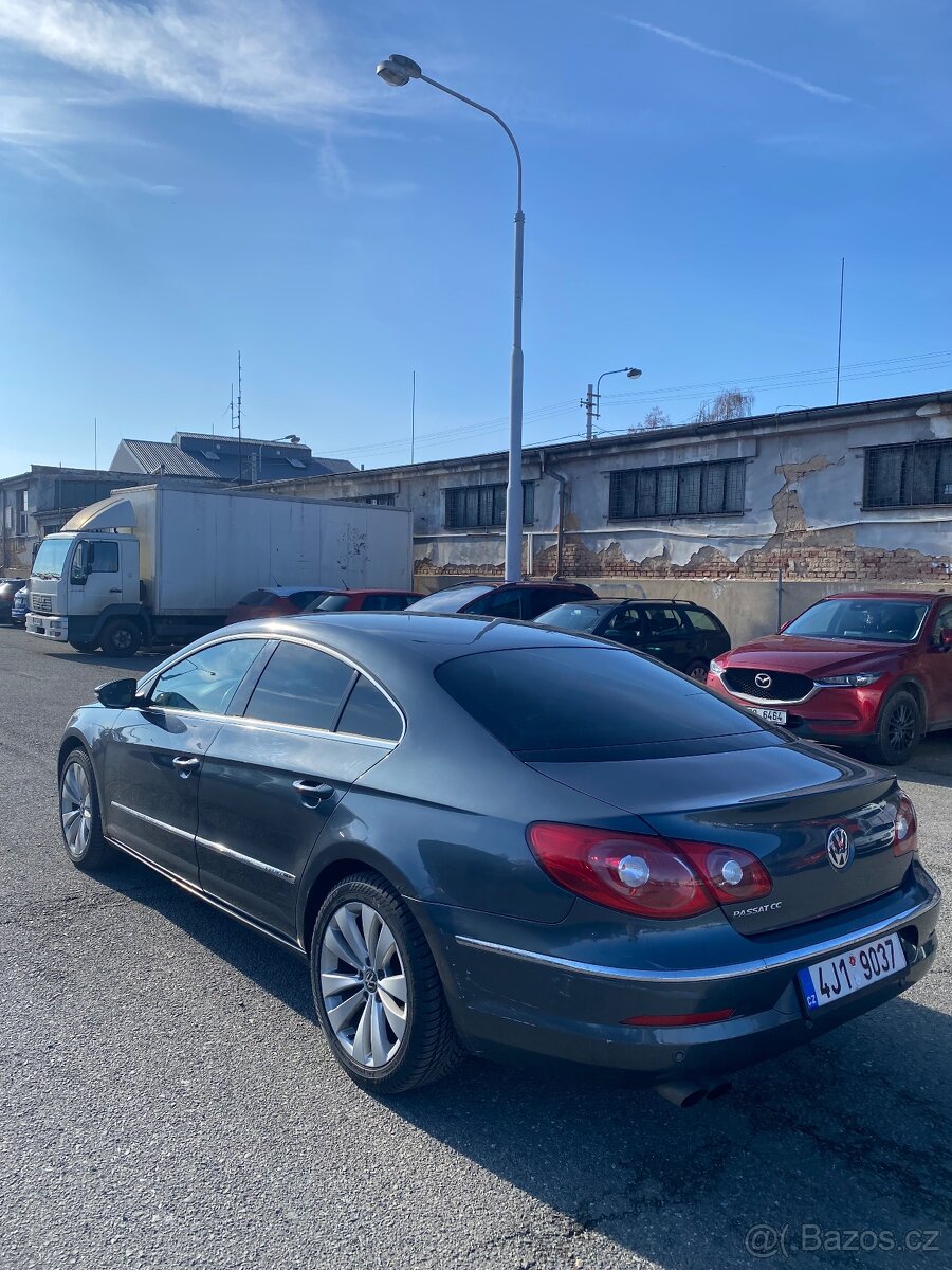 VW Passat CC - 5