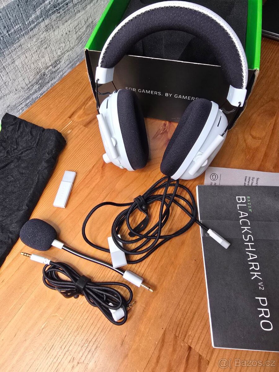 Razer BlackShark V2 Pro(White) - Top stav - 5