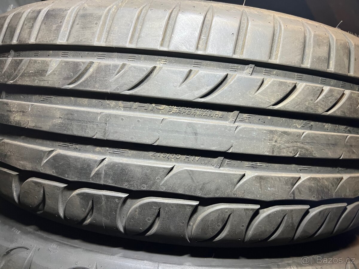 215/55 R17 94V Passat - 5