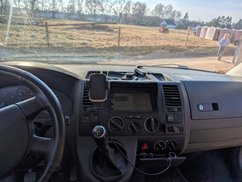 Prodám VW T5 Multivan 1.9 TDI plátce DPH, neplátce dohoda - 5