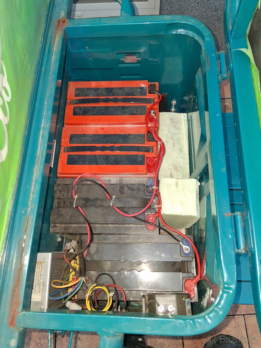 Elektrická tříkolka Cargo 250 - 5