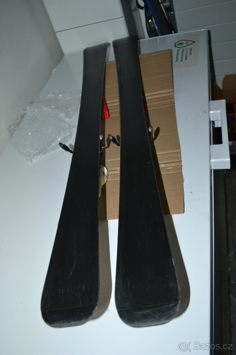 dětské lyže Volkl 120 cm s vázkem Marker po dohodě další - 5