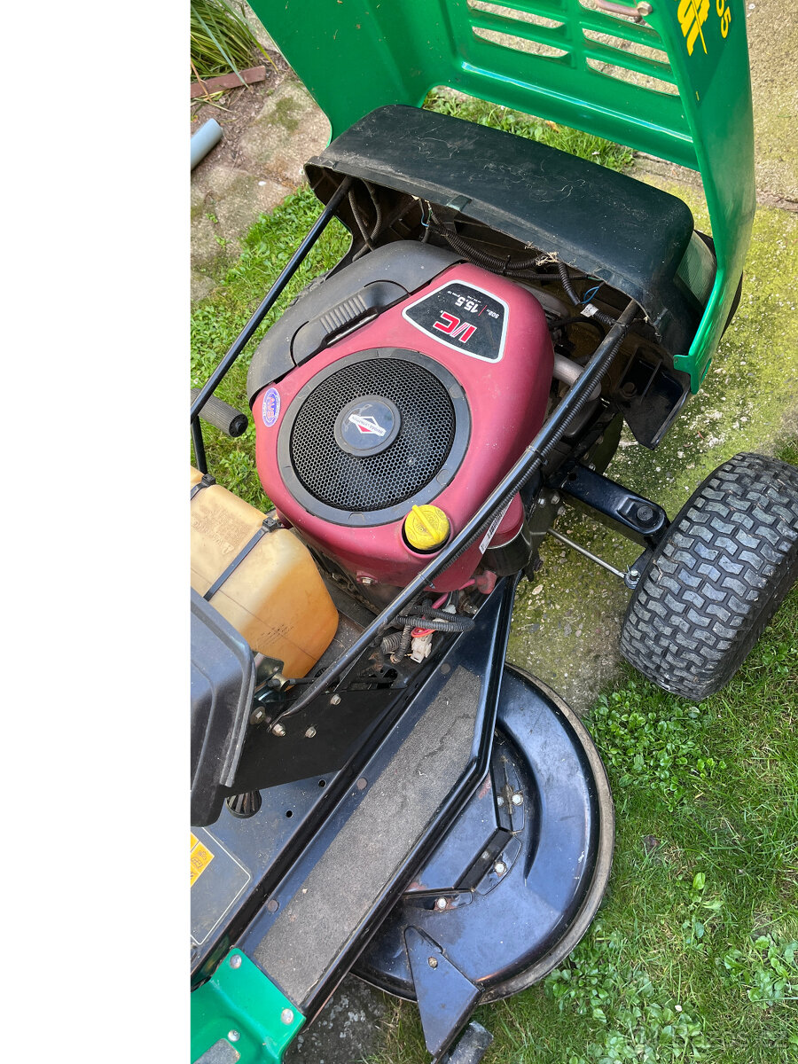 MTD Master Cut 92-155 Briggs&Stratton 500cc / 15.5 hp. - 5