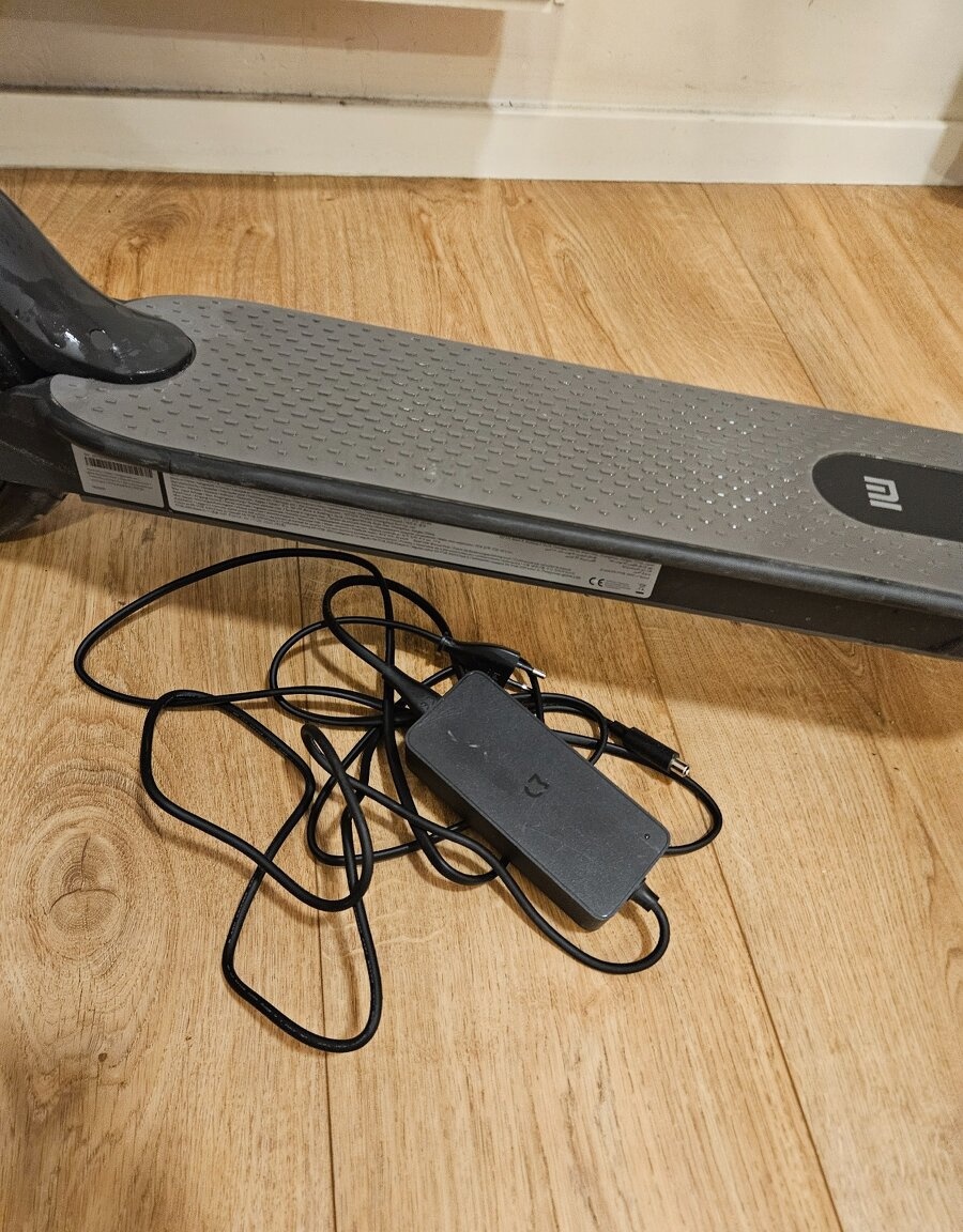 Elektrokolobezka - Xiaomi Mi Essential , NOVÁ - 5